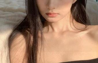 发现17吃瓜官网有个“我的收藏”功能实在贴心，方便把重要瓜一网打尽，妥妥的！