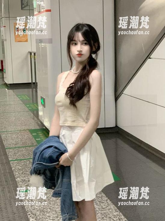 手忙脚乱中下载51吃瓜的视频，连瓜都想扒一扒！
