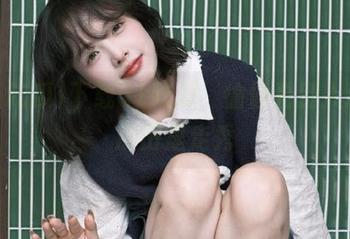 下载51吃瓜，偷偷看别人怎么瓜田里走秀
