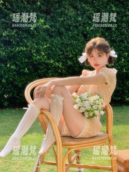 网页上那朦胧的51吃瓜网下载链接，一不小心就溜了！