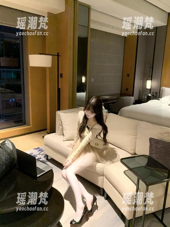 51吃瓜网 轻松一刻,51吃瓜网今天的视频,哈哈哈,好瓜不贵!