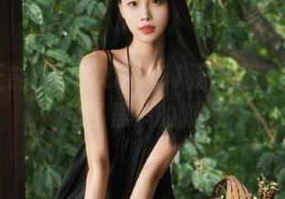 每次观看51正能量，都像掉进了黑料的漩涡