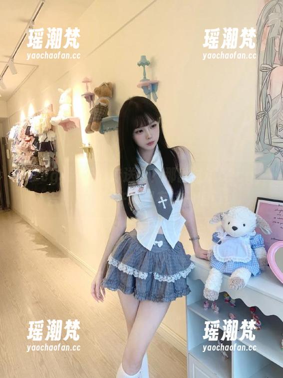 流行的传送门？那就试试52cg，告别无聊也许就只有这一扇门！