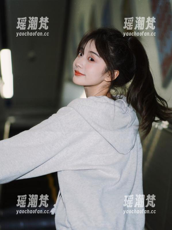 58吃瓜网 58吃瓜网:传送门已开,快来享受这一丝暧昧的好奇心吧!