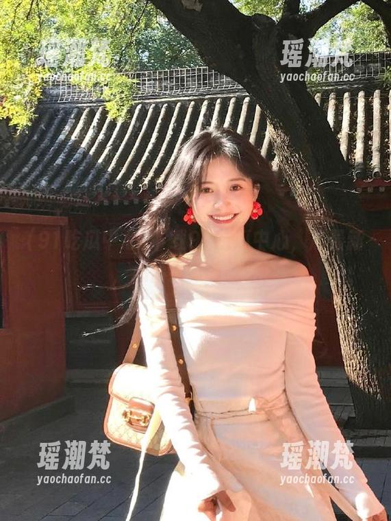 91吃瓜中心 下载91吃瓜中心,瓜最新,心情也跟着开挂!