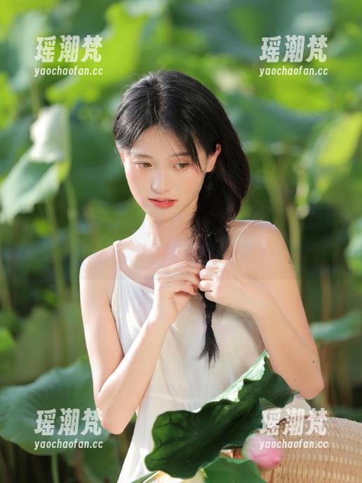 再也不担心没事可干，下载“人人黑料”，海量吃瓜信息等你戳开哦！