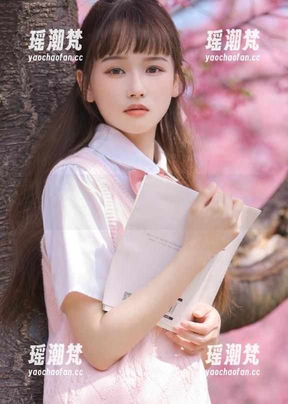 吃瓜51 吃瓜51官网前线:这自拍就像在打仗,满是斗智斗勇的气息!