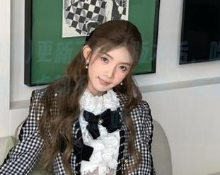 更新了iOS版本后，吃瓜黑料里的八卦一点都不淡，糟糕，是我掉进坑里了吗？
