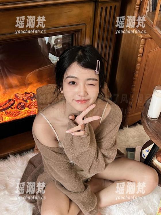 明星黑料 “首页”突然被抽了风,明星黑料翻翻翻,心脏受不了啊!