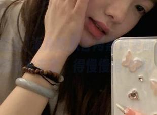 海角吃瓜官网黑料更新，今晚的瓜太丰富，得慢慢消化喽！