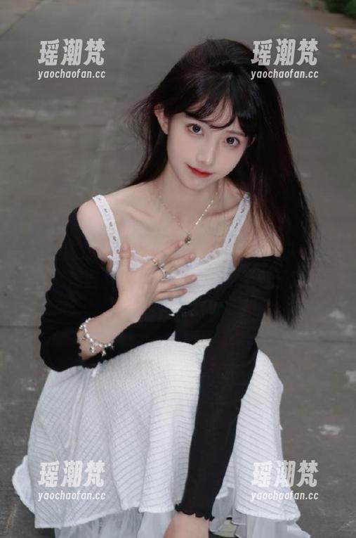海角吃瓜黑料 “海角吃瓜黑料91”的入口就像调料,点燃我生活的无穷乐趣!