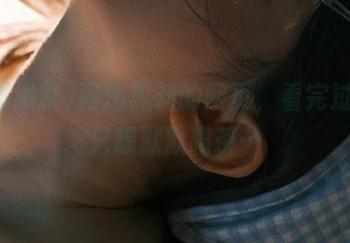 网爆黑料的网页，看完过后我只想默默喝茶…