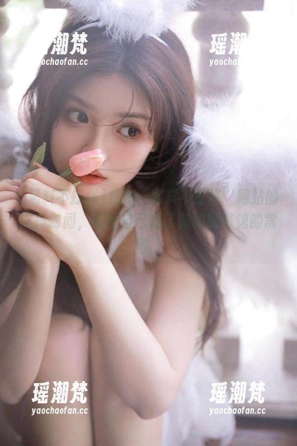 我在“黑料不打样”网站的这段时间，感觉自己成了隐秘咖啡馆的常客。