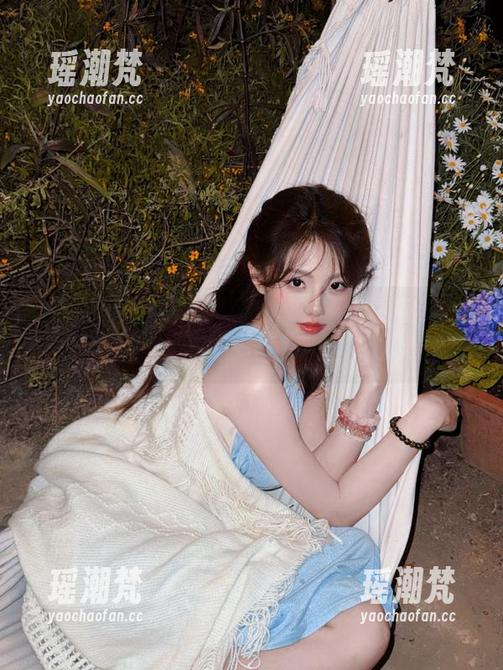 在黑料吃瓜网址上翻滚，仿佛点开了一锅八卦汤！