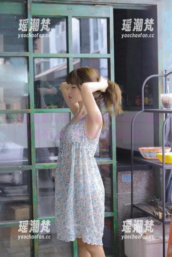 打开“黑料吃瓜”app，吃瓜线路不认路，带你畅游边缘八卦！