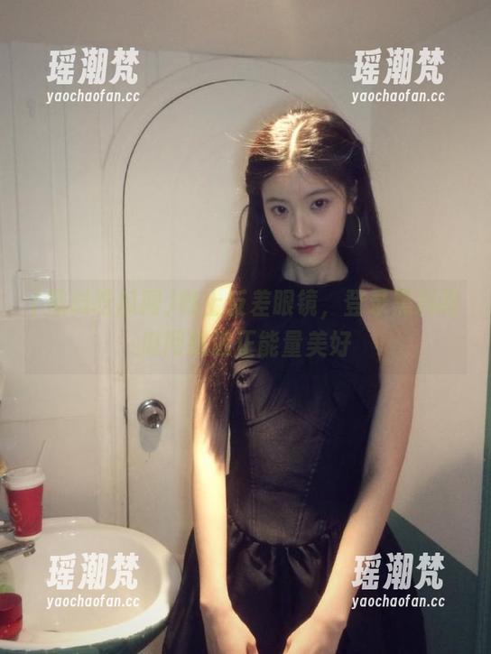 戴上反差眼镜，登录黑料吃瓜网挑选正能量美好