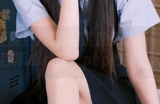 黑料正能量更新：今晚先吃瓜，后调试index.php的错位人生！