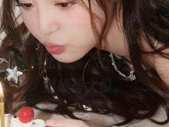 突然发现，吃瓜也是一种收藏，有“黑料正能量”在手，啥都不怕，继续等大瓜。