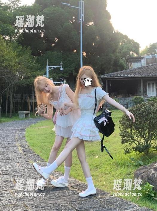 黑料正能量 “黑料正能量hl”传送门:当娱乐新闻也要加油打气?