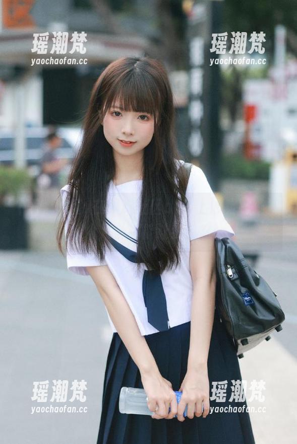 在黑料社区app上体验种子搜索，连个八卦都能让我这么上头？