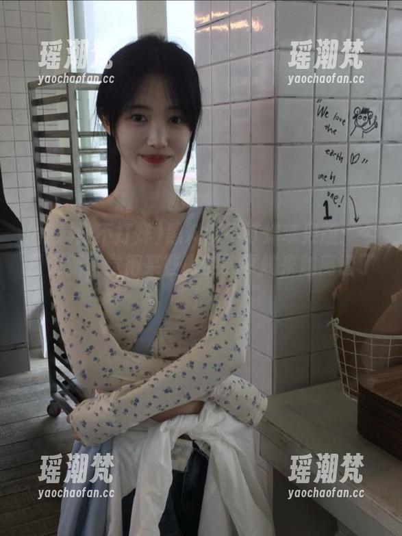 黑料门不打烊苹果版：今日更新，觉得某些人的故事越来越离谱了！